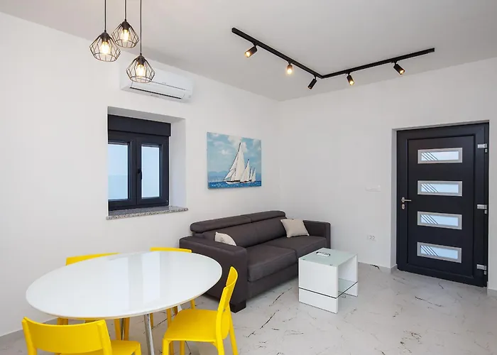 Miema With Jacuzzi Apartamento Zadar