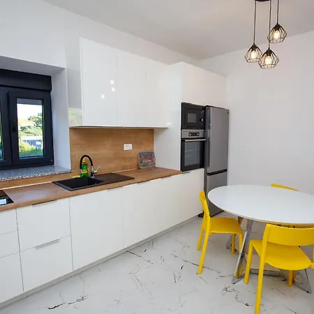 Miema With Jacuzzi Appartement Zadar